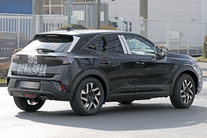 Spyshots Opel Mokka facelift