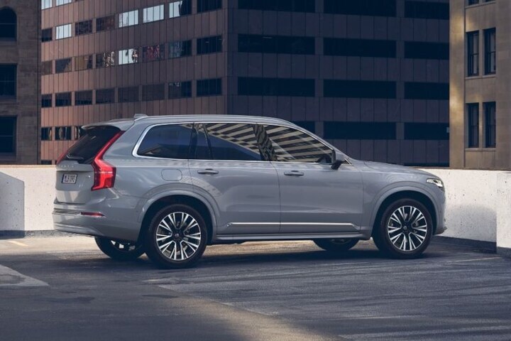 Volvo XC90 T8 Ultra Bright