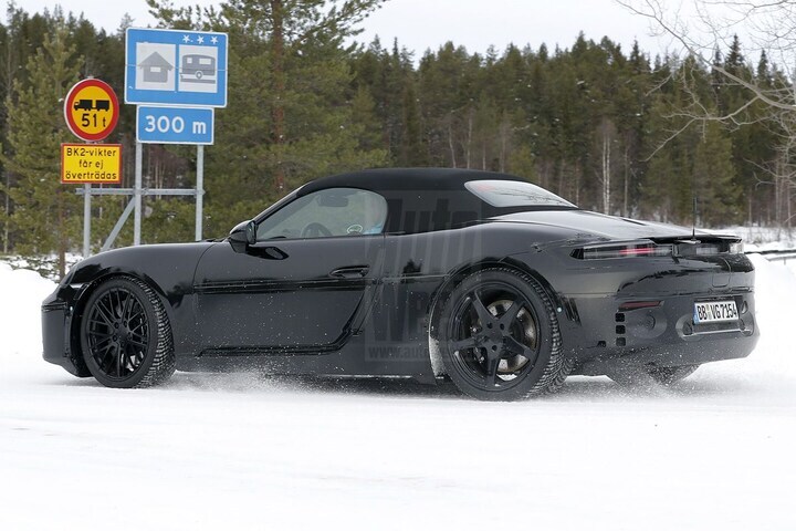 Porsche 718 Boxster EV