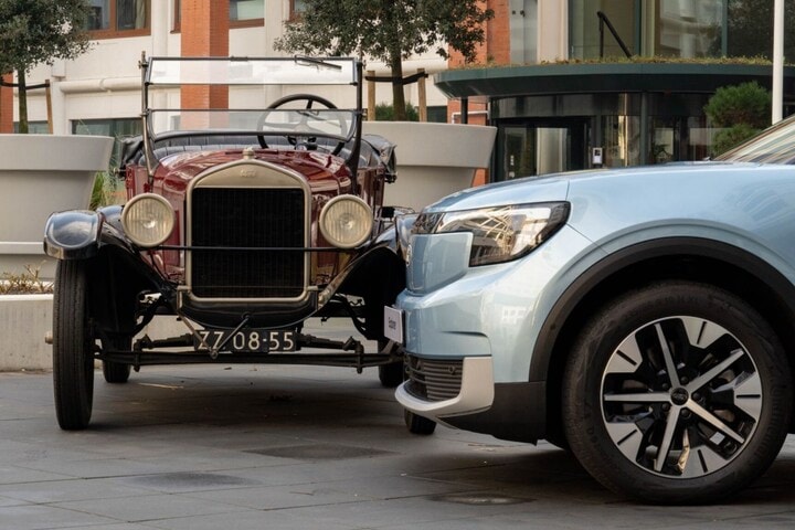 Ford Model T en Ford Explorer