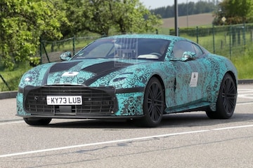 Aston Martin DBS spyshots