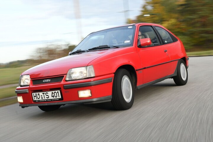 Opel Kadett GSi 16V
