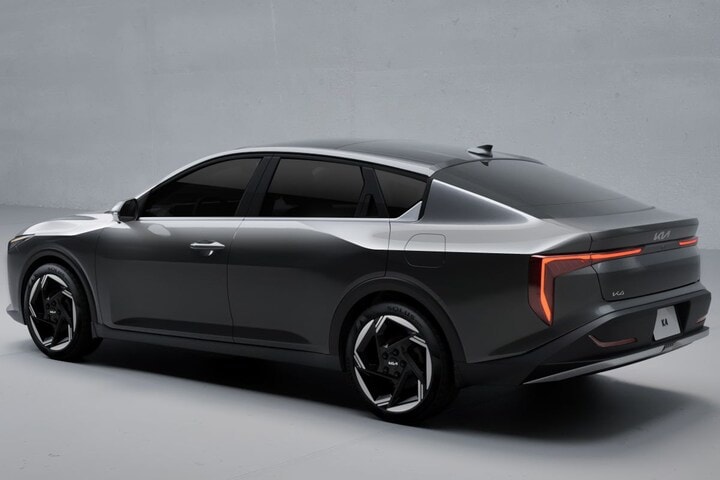 Kia K4