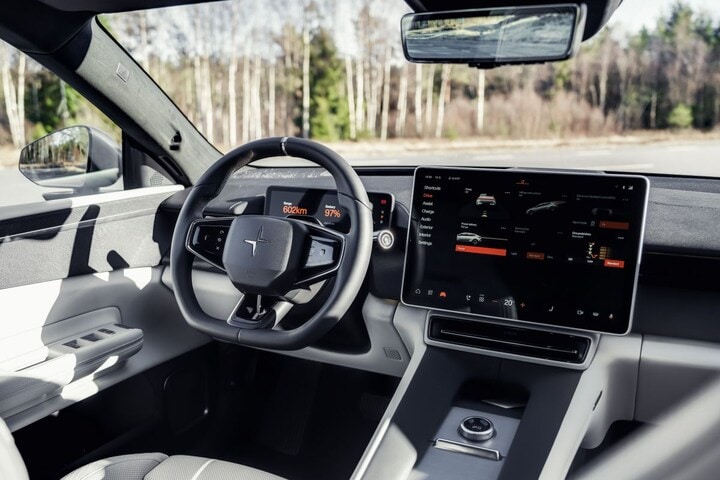 Polestar 4