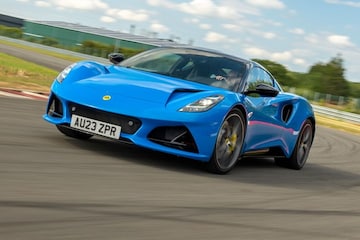 Lotus Emira i4