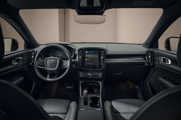 Volvo EX40