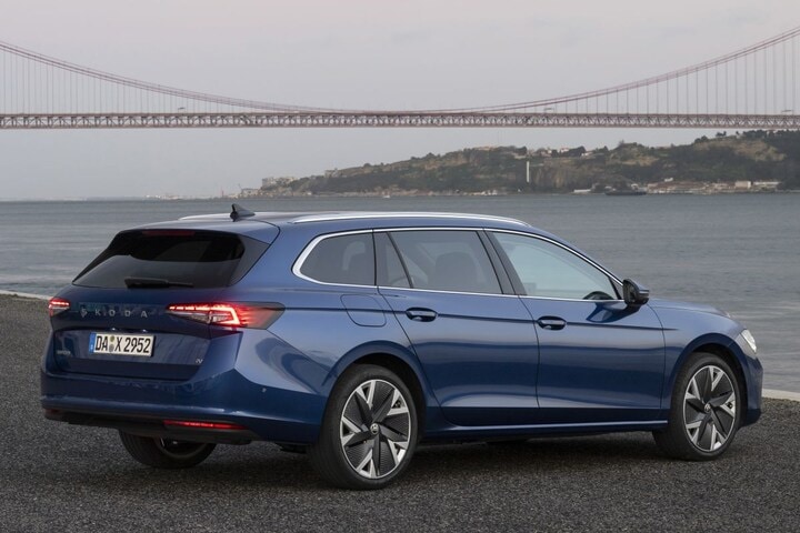 Skoda Superb Combi