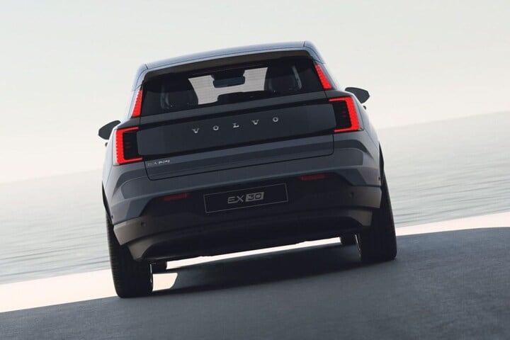 Volvo EX30