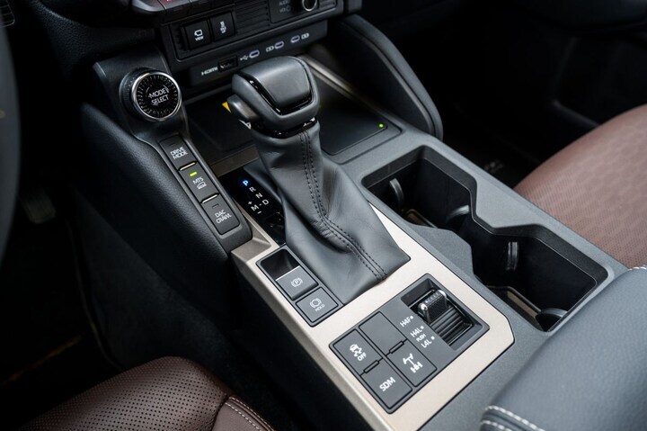 Toyota Land Cruiser 250 Prado