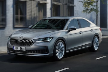 Skoda Superb hatchback