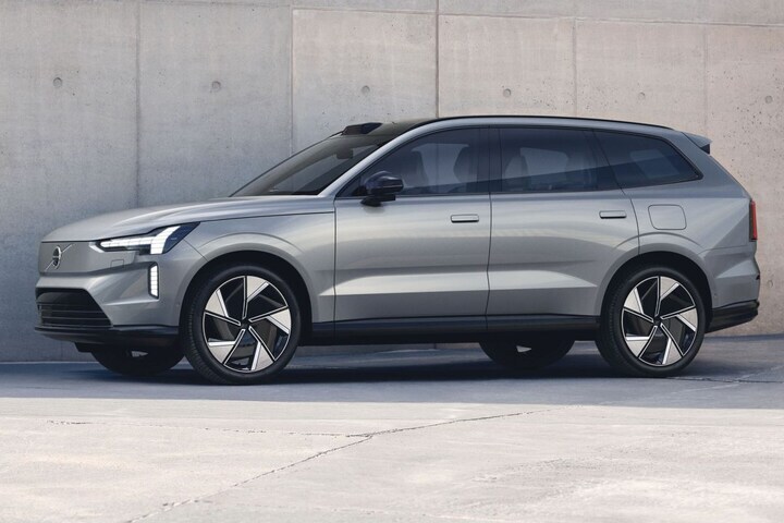 Volvo EX90