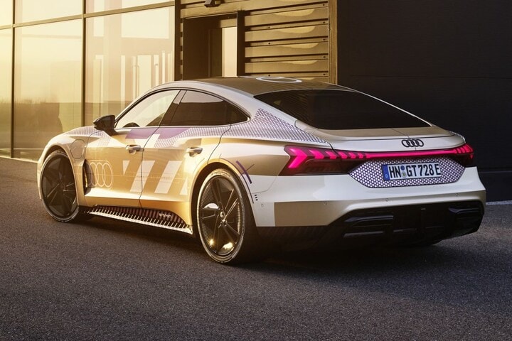 Audi E-tron GT
