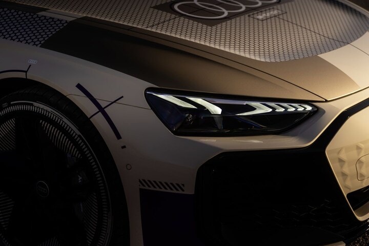 Audi E-tron GT