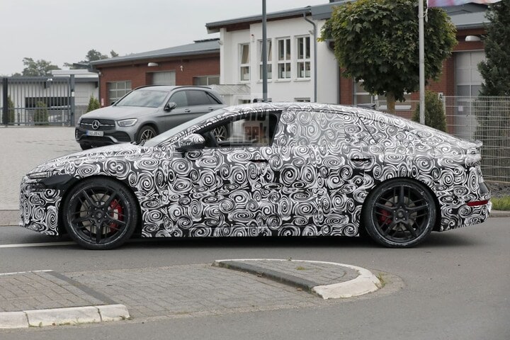 Audi S6 e-tron spyshots