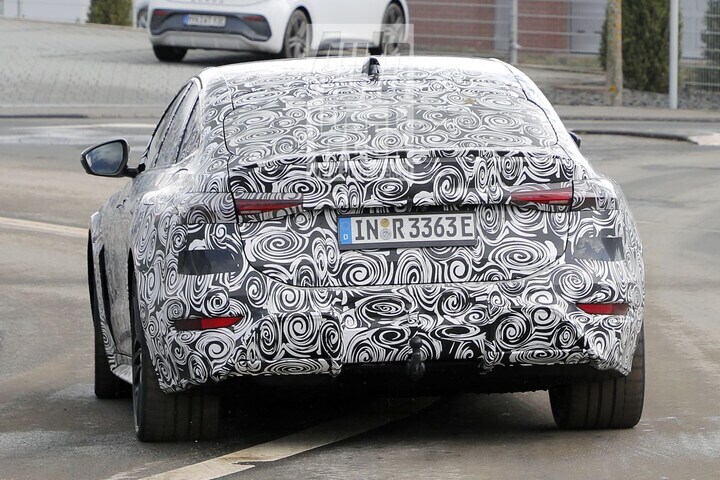 Audi RS6 e-tron spyshots