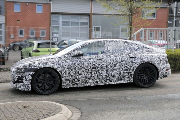 Audi RS6 e-tron spyshots