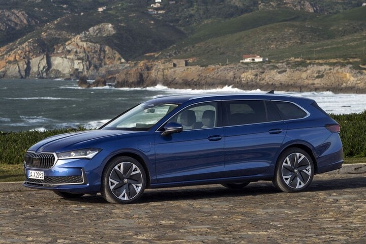 Skoda Superb Combi PHEV