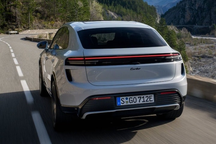 Porsche Macan Turbo 2024