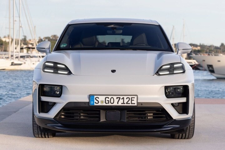 Porsche Macan Turbo 2024