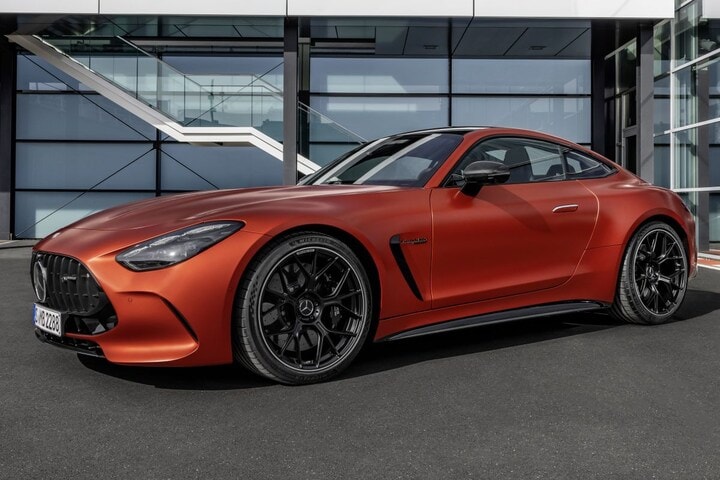 Mercedes-AMG GT 63 S E Performance