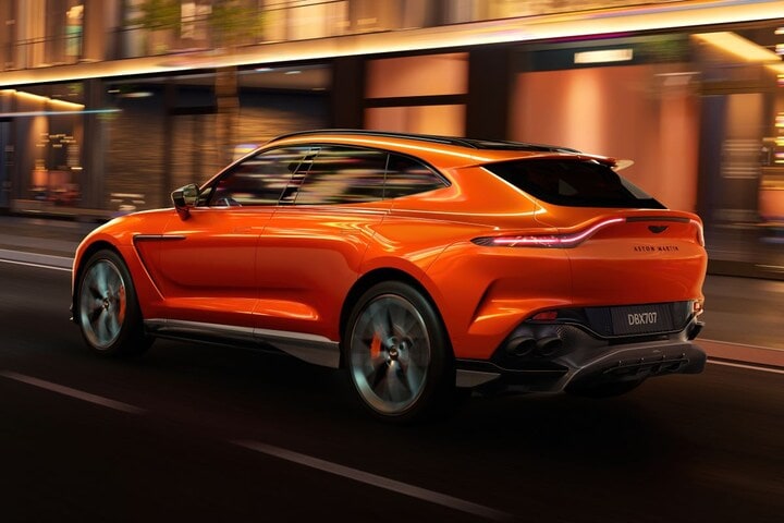 Aston Martin DBX