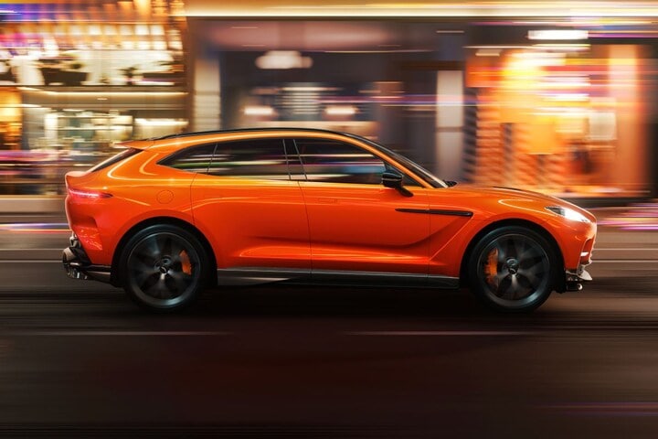 Aston Martin DBX