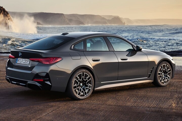 BMW i4
