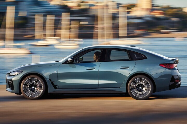 BMW i4