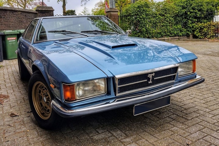 De Tomaso Longchamp