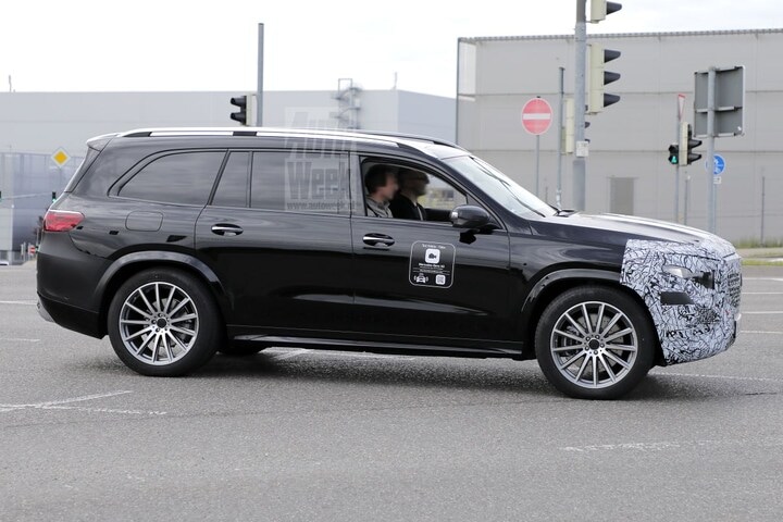 Mercedes-Maybach GLS spyshots