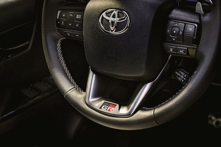 Toyota Hilux GR Sport