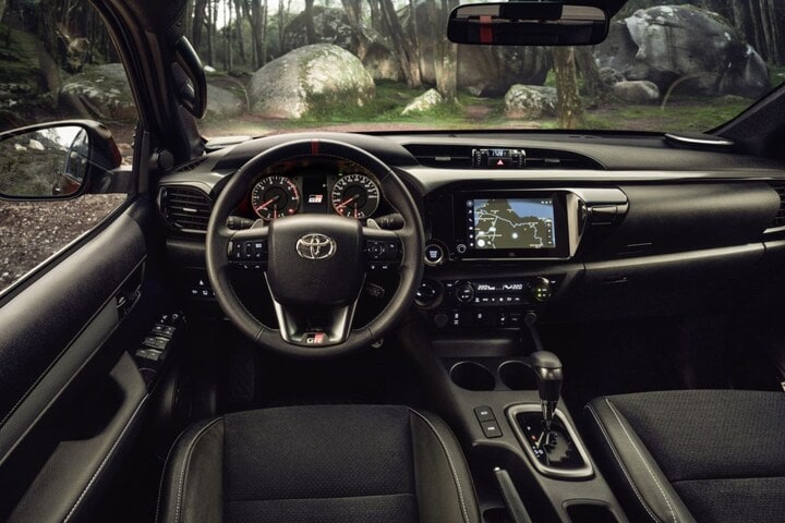Toyota Hilux GR Sport