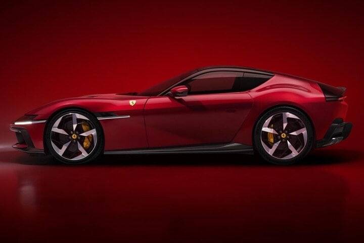 Ferrari 12Cilindri