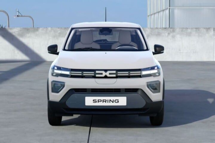 Dacia Spring Back to basics 2024