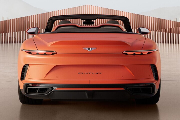 Bentley Batur Convertible