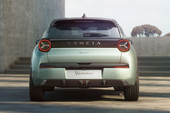 Lancia Ypsilon
