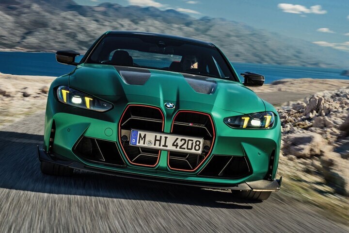 BMW M4 CS