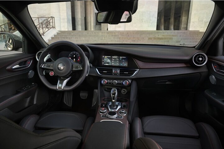 Alfa Romeo Giulia