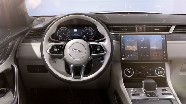 Jaguar F-Pace 90th Anniversary Edition