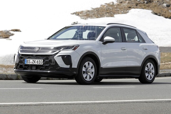 Volkswagen T-Roc Spyshots