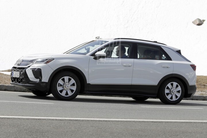 Volkswagen T-Roc Spyshots