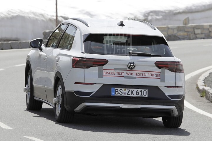 Volkswagen T-Roc Spyshots
