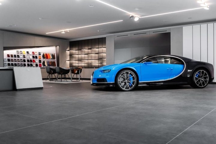 Bugatti in showroom Rotterdam