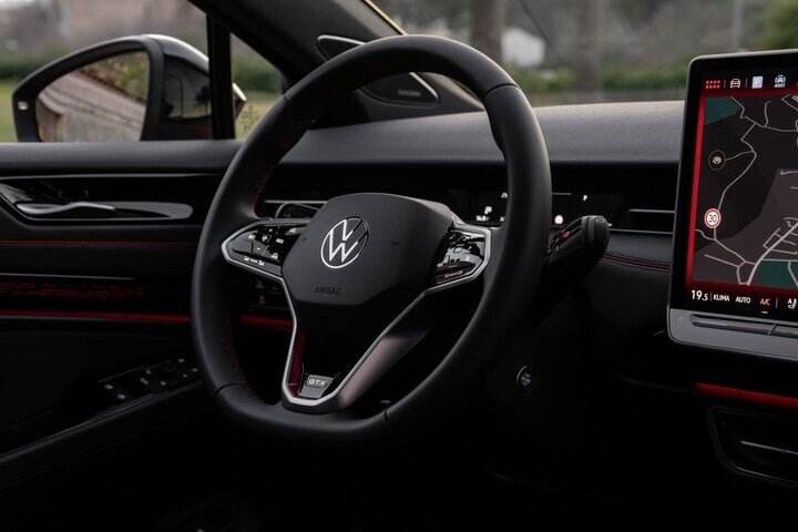 Volkswagen ID7 GTX