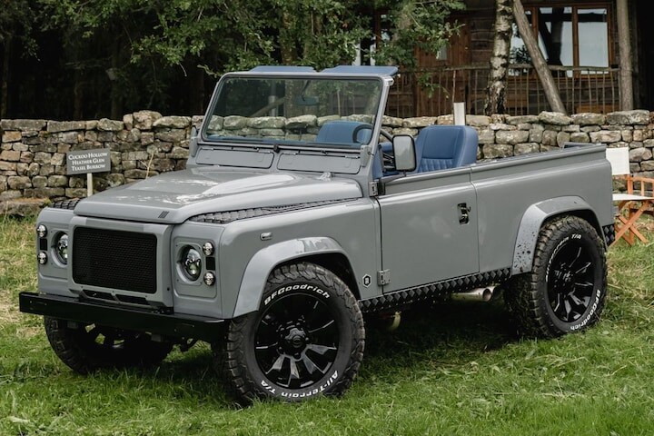 Land Rover Defender Retro Automotive