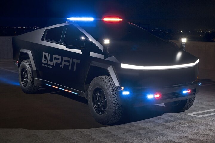Tesla Cybertruck Up.Fit