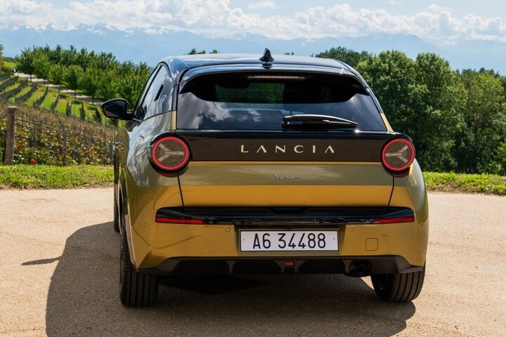 Lancia Ypsilon Hybrid