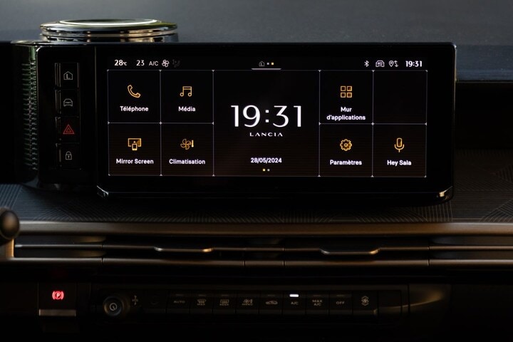 Lancia Ypsilon Hybrid