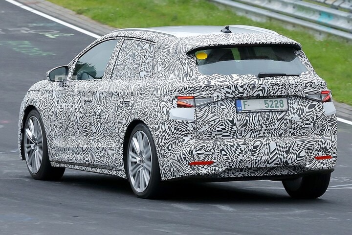 Spyshots Skoda Elroq