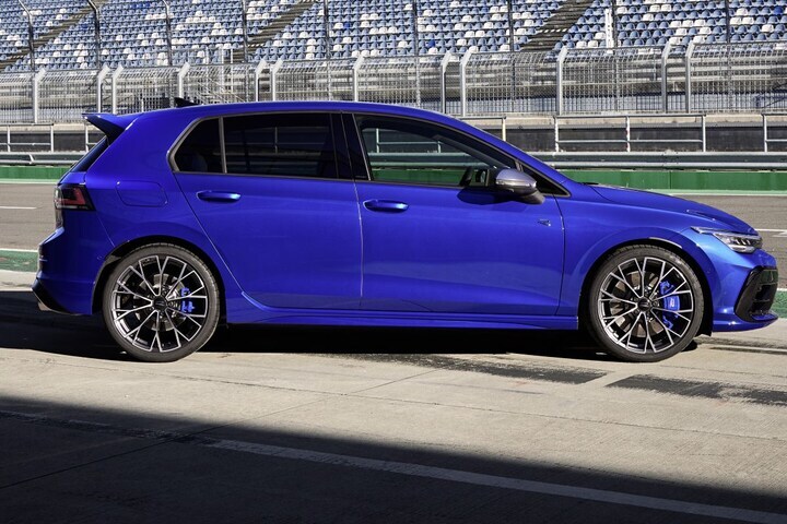Volkswagen Golf R 